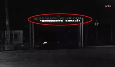 DEM Partili belediyeye tabeladaki ışıklar nedeniyle uyarı yazısı