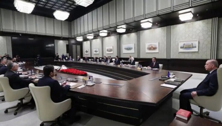 Dikkat çeken iddia… E-imza krizi, o Bakan’ın yerini sarsıyor