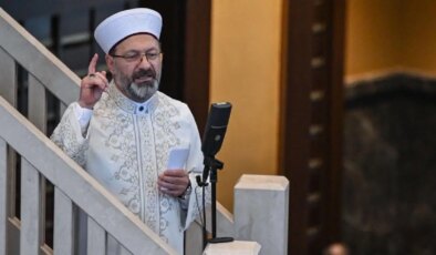 Diyanet İşleri Başkanlığı’nın hedefinde bu kez kadınlar ve giyim kuşam özgürlüğü var: Laikliğe ve özgürlüklere açık saldırı