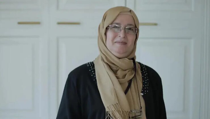Diyanet’in hutbesine tepki gösteren yazar: ‘Başörtümle vedalaşıyorum’