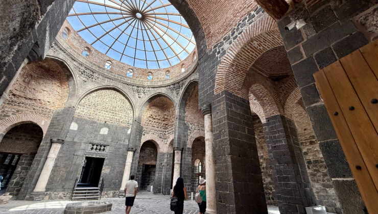 Diyarbakır’da kazı çalışmaları, Saint George Kilisesi’nin hiçbir zaman hamam olmadığını gösterdi