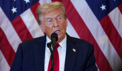 Donald Trump, Putin görüşmesiyle ilgili medyayı hedef aldı