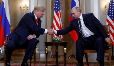 Donald Trump, Vladimir Putin ile çok yakında görüşme ihtimali olduğunu belirtti