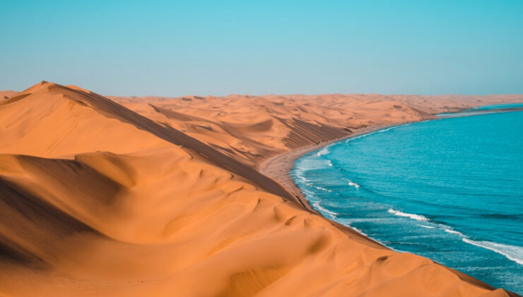 Dünyanın en eski çölü: Namibya