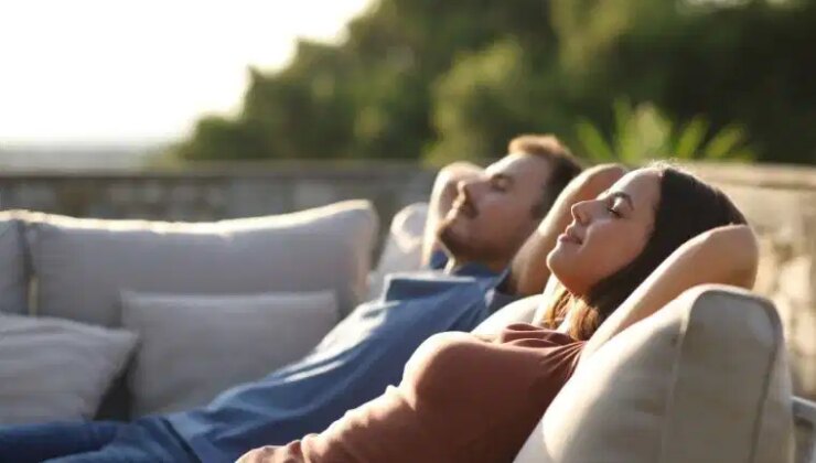 Düşünce kalabalığını dağıtmanın en huzurlu yolu: Japon felsefesinden aşırı düşünmeyi durduran 7 etkili yöntem