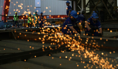 Ekonomistler ikinci çeyrekte yüzde 3,87 büyüme bekliyor