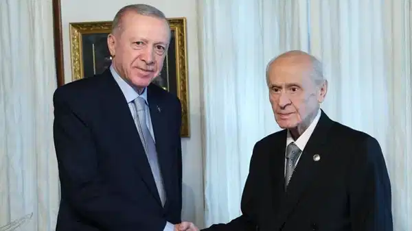 Erdoğan ve AKP’den şikayetçi! Çok konuşulacak ‘Devlet Bahçeli’ iddiası: ‘Ziyaretine gelenlere yakınıyor…’