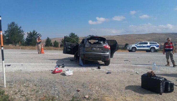 Erzincan’da SUV tipi araç takla attı: Ölü ve yaralılar var!