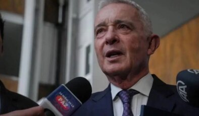 Eski Kolombiya Cumhurbaşkanı Uribe’ye 12 yıl ev hapsi cezası verildi