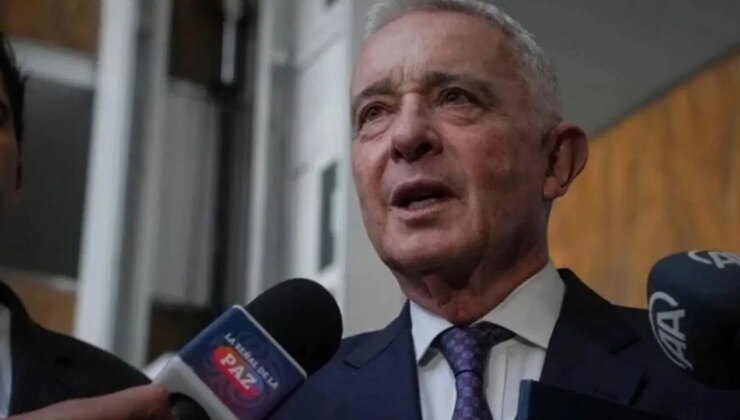 Eski Kolombiya Cumhurbaşkanı Uribe’ye 12 yıl ev hapsi cezası verildi