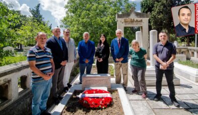 Gazetemizin başyazarı Nadir Nadi 34’üncü ölüm yıldönümünde mezarı başında anıldı: Ödünsüz Atatürkçü