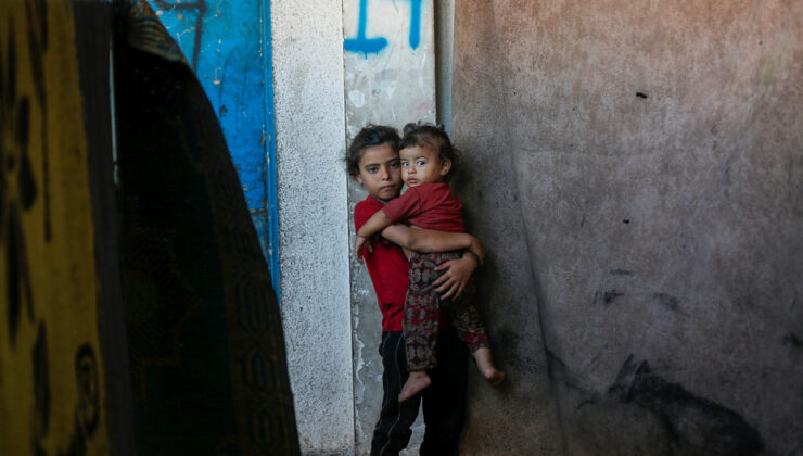 Gazze’de 660 bin çocuk 3 yıldır okula gidemiyor