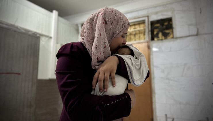 Gazze’de 8 Filistinli daha açlıktan hayatını kaybetti