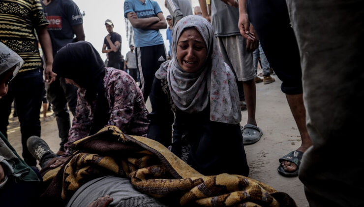 Gazze’de can kaybı 62 bin 64’e yükseldi