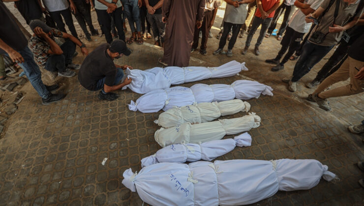 Gazze’de son 24 saatte 71 kişinin daha ölmesiyle toplam can kaybı 62 bin 263’e çıktı