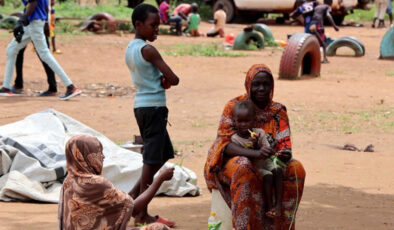 Gazze’yi kıtlığa sürükleyen İsrail, Güney Sudan’a ‘insani yardım’ yapacağını duyurdu