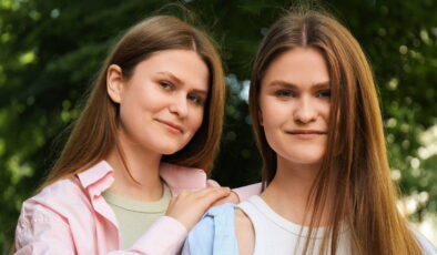 Gizemli bağ çözüldü: İkizler neden “aynı şeyi” hissediyor?