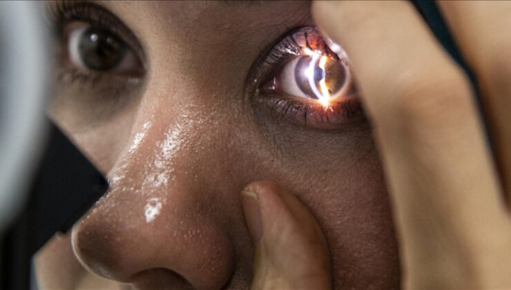 Göz tedavisinde yeni yöntem: Lazer yerine elektrik akımı