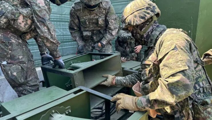 Güney’den, Kuzey’e zeytin dalı: Propaganda hoparlörlerini söküyor