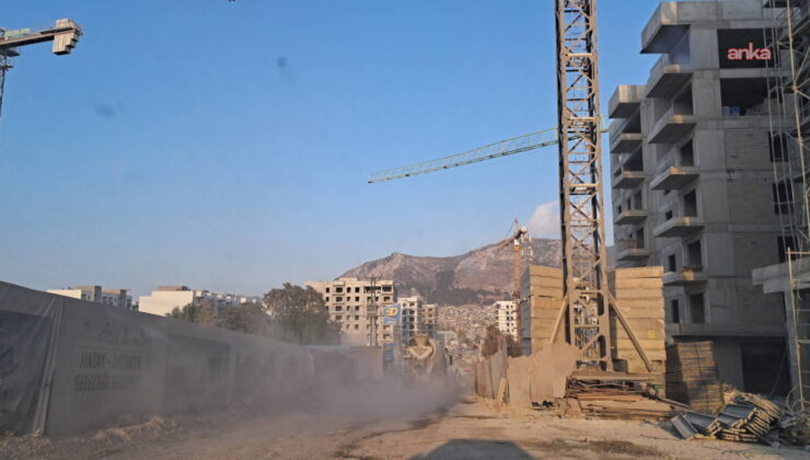 Hatay’da okullar şantiye alanında: Veliler ve öğrenciler endişeli