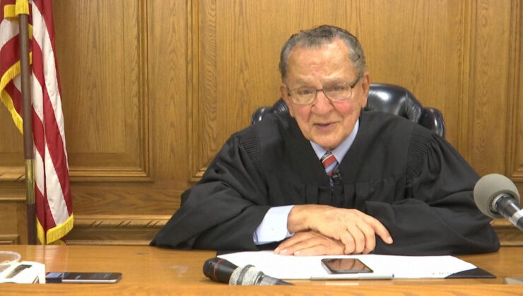 Hayatını kaybetti: ABD’nin nazik yargıcı Frank Caprio’nun Türk vatandaşıyla duruşması gündemde