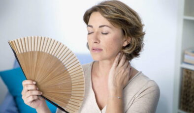 Hormonal değişim döneminde ruh halinizi koruyun: Perimenopoz dönemini rahat geçirmek için etkili çözümler