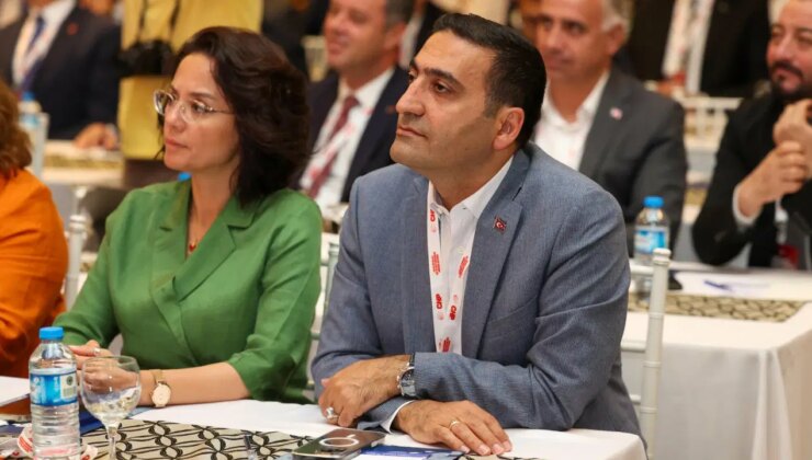 İnan Güney’dan ‘Gazze’ tepkisi: ‘Suskunluğa, kayıtsızlığa ve adaletsizliğe lanet ediyorum’