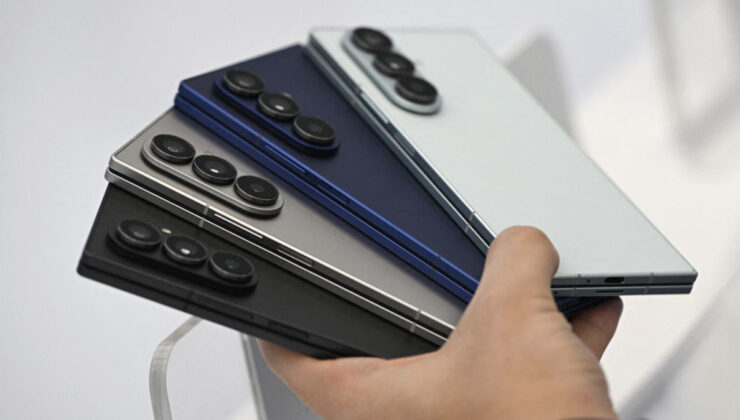 İngiltere’de 12 bin akıllı telefonu taşıyan tır çalındı