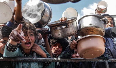 İsrail Gazze’de yardım bekleyenleri vurdu: 55 Filistinli hayatını kaybetti