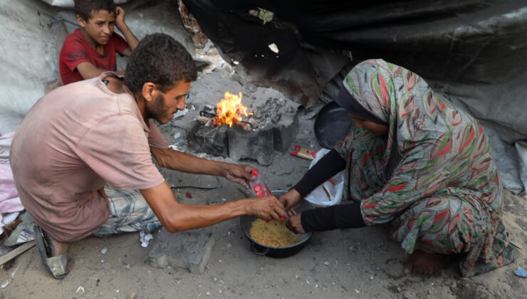 İsrail Gazze’de yardım dağıtım noktasını hedef aldı