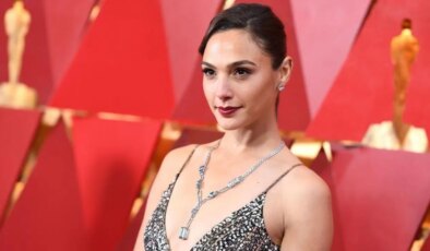 İsrailli oyuncu Gal Gadot, Venedik Film Festivali’ne katılmayacak