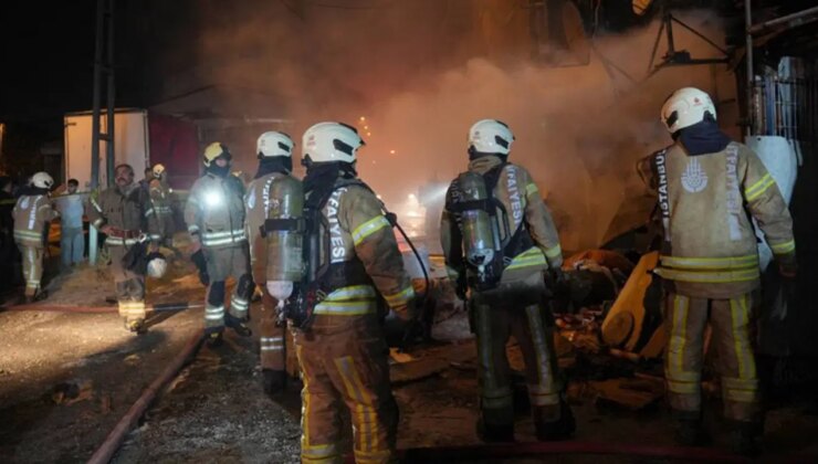 İstanbul Avcılar’da çorap atölyesinde yangın paniği!