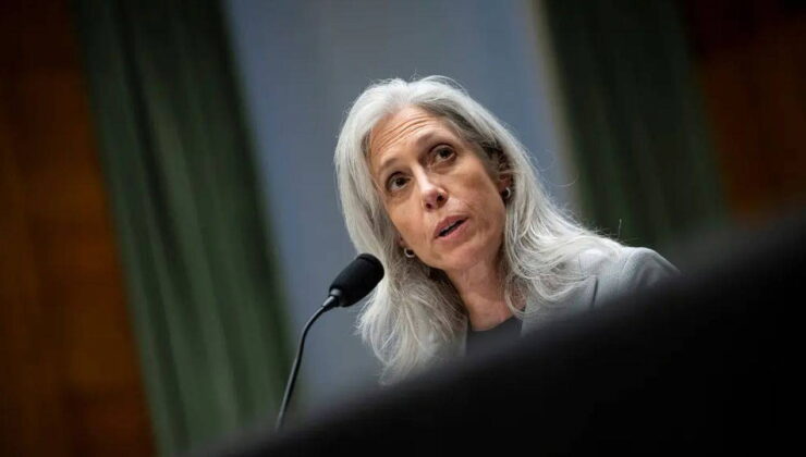 İstifayı reddetti: Trump yönetimi görevden aldı