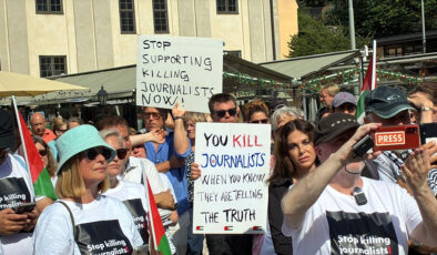 İsveç’te gazetecilerden Gazze’ye destek: İsrail protesto edildi
