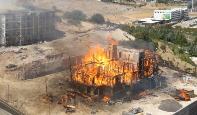 Kahramanmaraş’ta Orman Bölge Müdürlüğü inşaatında yangın…  CHP İl Başkanı Ünal Ateş: ‘Diğer binalara da yangın sıçradı’