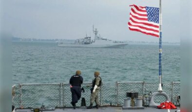 Karayipler’de askeri hareketlilik: ABD’den Venezuela kıyılarına gizemli yığınak