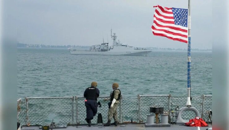 Karayipler’de askeri hareketlilik: ABD’den Venezuela kıyılarına gizemli yığınak