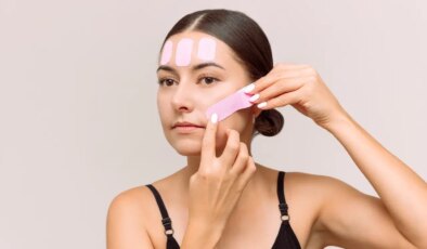 Kırışıklıklara meydan okuyan mucize trend: Face taping uygulama yöntemi ve faydaları