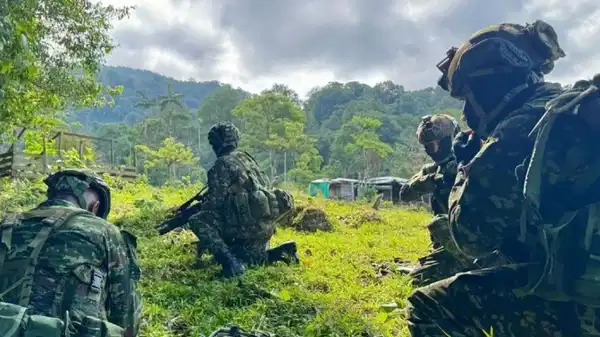 Kolombiya’da 34 asker siviller tarafından kaçırıldı