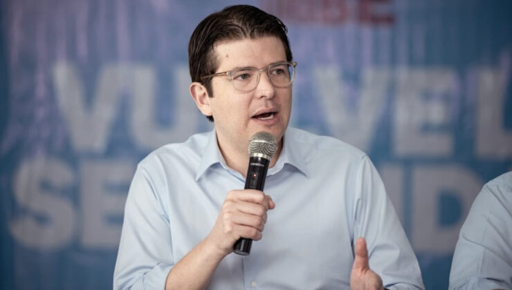 Kolombiya’da suikast kurbanı başkan adayı defnedildi