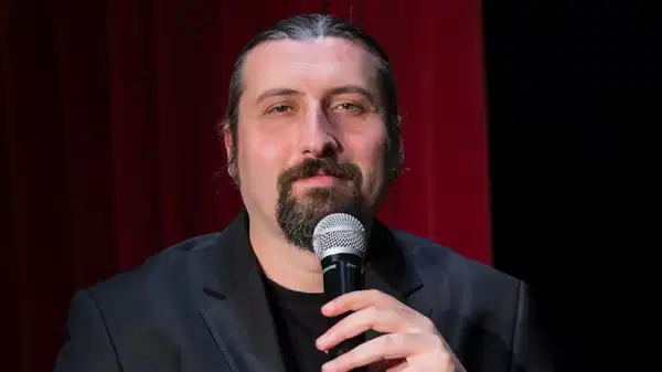 Komedyen Mesut Süre hakkında gündemi sarsan ‘taciz’ iddiası: ‘İlişki Testi’ programından kovuldu!