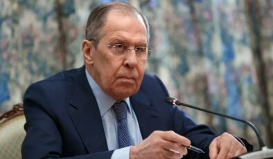 Kremlin açıkladı: Putin, Zelenski’yle görüşmeye hazır