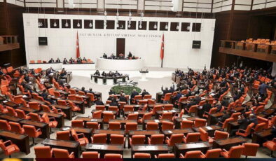 ‘Meclis Başkanlığı Tezkeresi’ oy birliğiyle kabul edildi