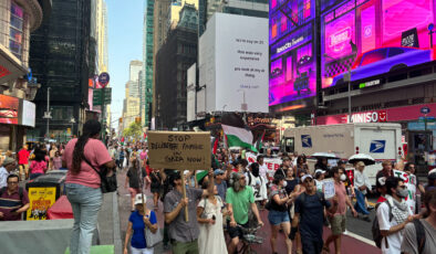 New York’ta İsrail protestosu: On binlerce kişi Gazze için yürüdü