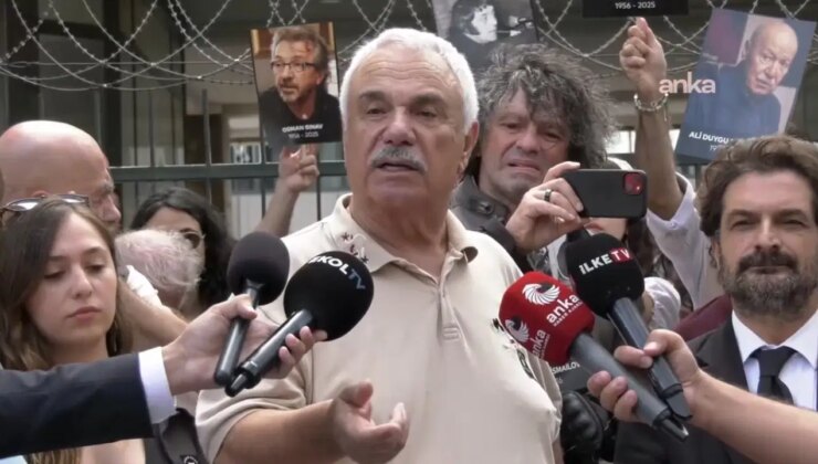 Öğrenciler, mezunlar, sanatçılar ve siyasetçiler tarihi merkezin önünde buluştu… MSGSÜ Sinema-TV Merkezi’nin yıkımına tepki: ‘Türk sinemasının belleğini yok ettirmeyeceğiz’