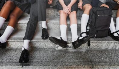 Okullarda siyah ayakkabı giymek zorunlu mu? Okulda hangi ayakkabı giyilecek?