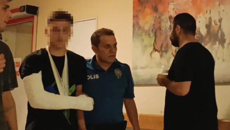 Önce sözlü tacizde bulundu, sonra yanındaki erkeği bıçakladı