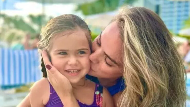 Oyuncu Ceyda Ateş kızı Talia ile yeni video yayınladı! İşte öpmelere doyamadığı anlar