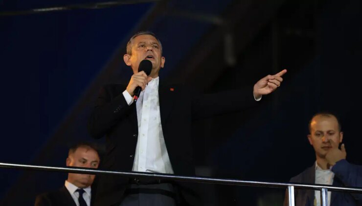 Özgür Özel’den Balıkesir depremi açıklaması: ‘Belediye ekiplerimiz incelemelerini yapıyor, geçmiş olsun dileklerimizi iletiyoruz’