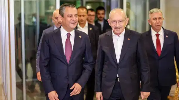 Özgür Özel’den ‘Kılıçdaroğlu’ sorusuna dikkat çeken yanıt: ‘Anket önerdiğim için parti içinde eleştirildim’